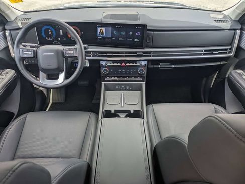 Used 2026 Hyundai Santa Fe SEL FWD image 17