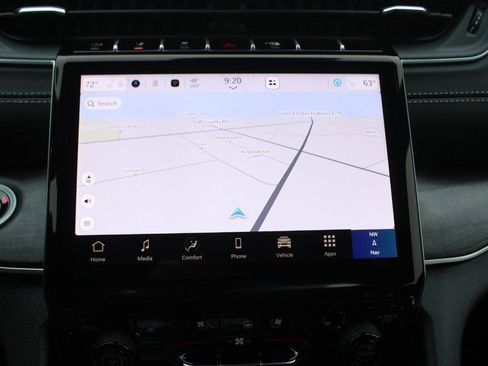 New 2025 Jeep Grand Cherokee L Limited w/ Luxury Tech Group II AWD/4WD image 9