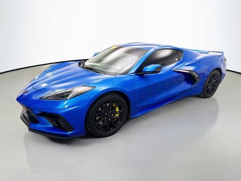 Used 2024 Chevrolet Corvette Stingray Premium Cpe w/ Z51 Performance Package image 3