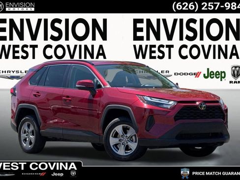 Used 2023 Toyota RAV4 XLE image 1