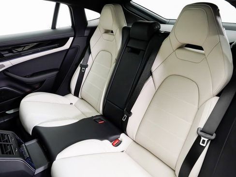 New 2026 Porsche Panamera 4 image 26