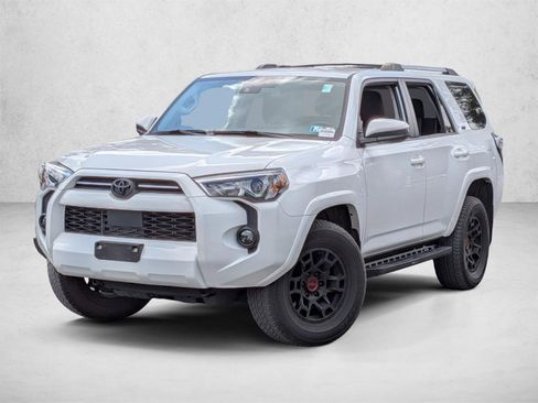 Used 2022 Toyota 4Runner SR5 w/ TRD Black Wheel Package (TMS) AWD/4WD image 1