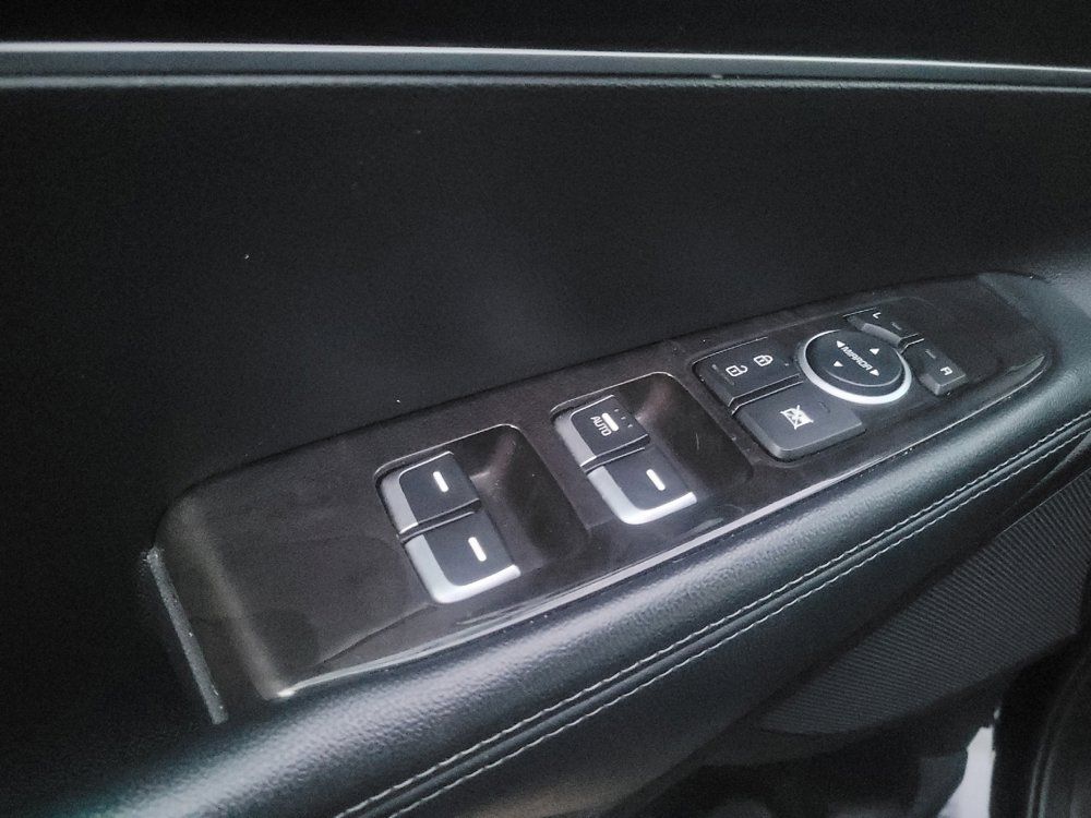 Used 2017 Kia Sorento FWD image 27