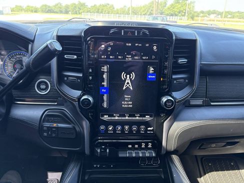 Used 2019 RAM 2500 Limited AWD/4WD image 20