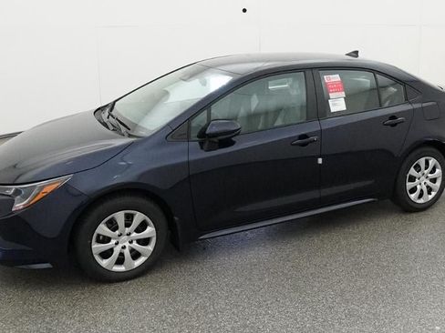 New 2026 Toyota Corolla LE FWD image 2