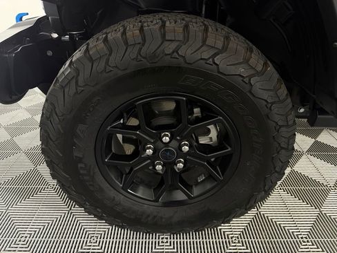 Used 2024 Jeep Wrangler Unlimited AWD/4WD image 12