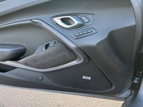 Used 2021 Chevrolet Camaro SS image 29