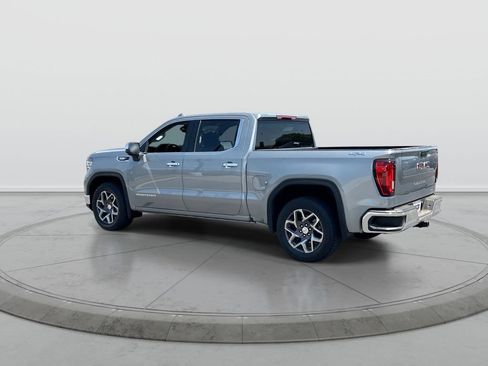 Used 2025 GMC Sierra 1500 SLT AWD/4WD image 6