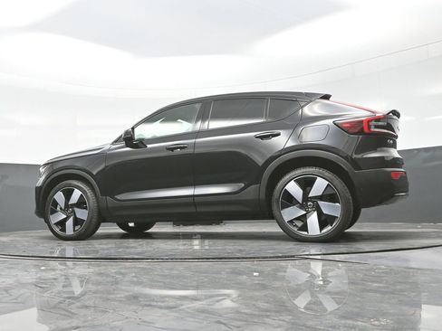 Used 2023 Volvo C40 P8 Recharge Ultimate image 26