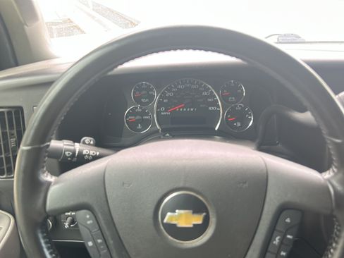 Used 2021 Chevrolet Express 2500 w/ Driver Convenience Package RWD image 24