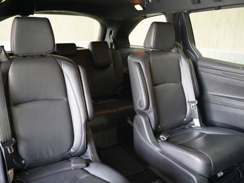 Used 2024 Honda Odyssey Sport image 32