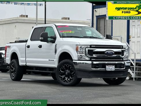 Used 2020 Ford F250 XLT w/ FX4 Off-Road Package AWD/4WD image 1