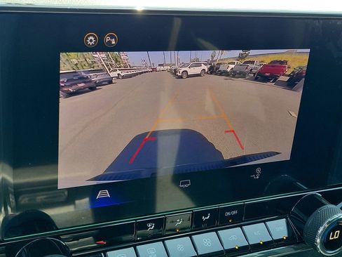 Used 2026 Chevrolet Colorado Trail Boss AWD/4WD image 10