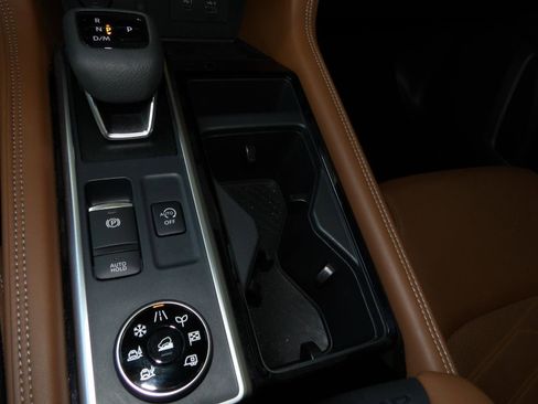 Certified 2025 Nissan Pathfinder Platinum w/ Cargo Package image 33