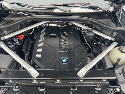 Used 2023 BMW X5 xDrive40i w/ M Sport Package image 29