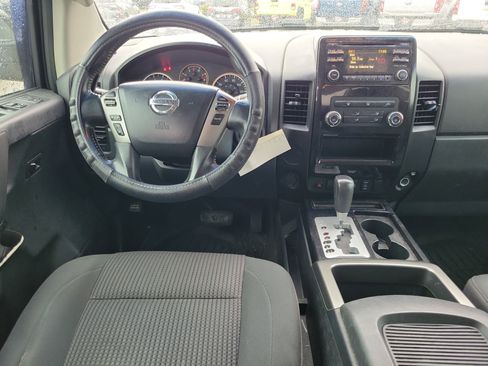Used 2013 Nissan Titan SV w/ SV Value Truck Pkg image 11