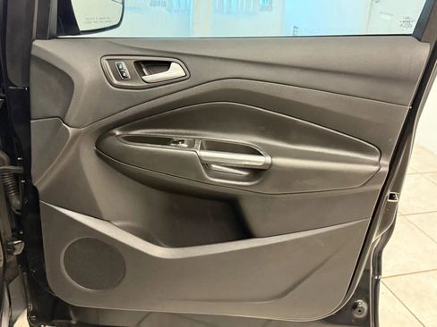 Used 2014 Ford Escape SE image 24