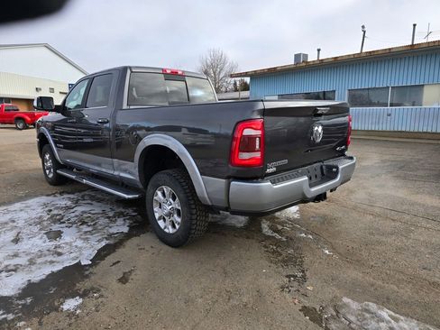 Used 2022 RAM 2500 Laramie AWD/4WD image 9