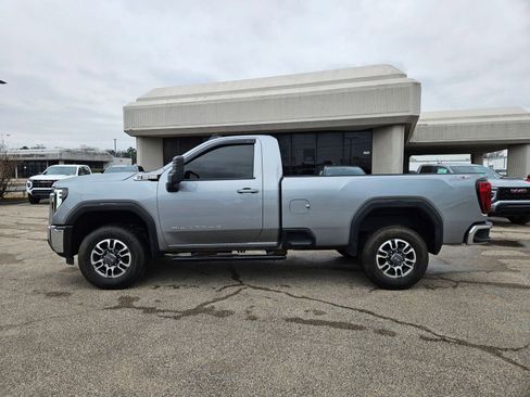 Used 2025 GMC Sierra 2500 SLE w/ SLE Convenience Package image 2