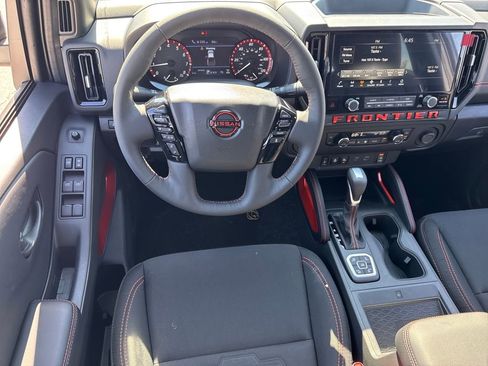 New 2026 Nissan Frontier PRO-4X w/ Pro-4x Convenience Package image 13