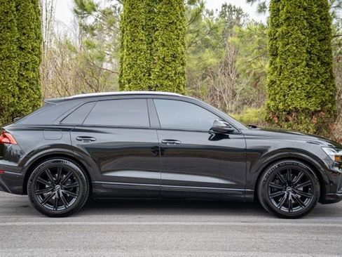 Used 2023 Audi SQ8 Prestige AWD/4WD image 12