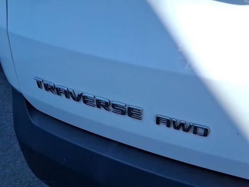 Used 2019 Chevrolet Traverse LS image 16