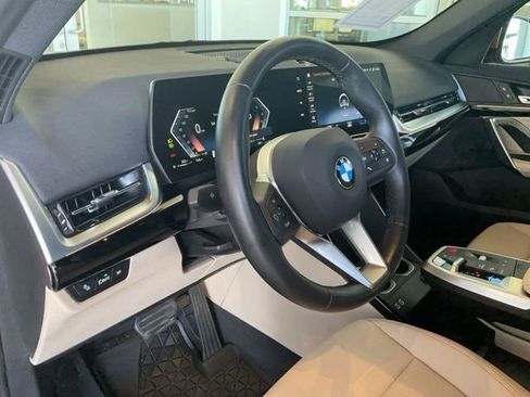 Used 2023 BMW X1 xDrive28i AWD/4WD image 14