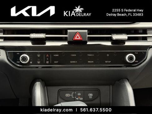 New 2026 Kia Sportage LX FWD image 19