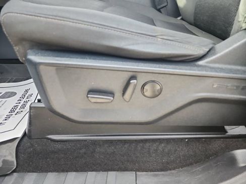 Used 2022 Ford F150 XLT w/ Equipment Group 302A High image 15