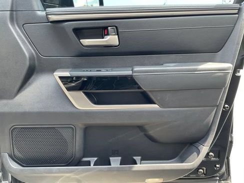 Used 2022 Toyota Tundra Limited AWD/4WD image 30
