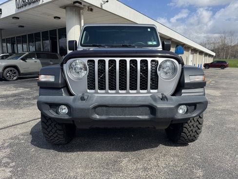 Used 2020 Jeep Gladiator Sport AWD/4WD image 8