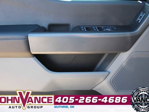 Used 2023 Ford F250 XL w/ STX Appearance Package image 29