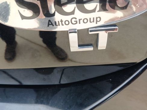 Used 2024 Chevrolet Equinox LT FWD image 28