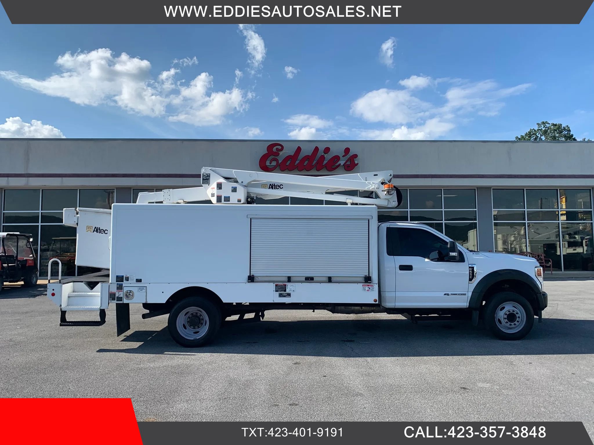 Used 2020 Ford F550 2WD Regular Cab Super Duty image 1