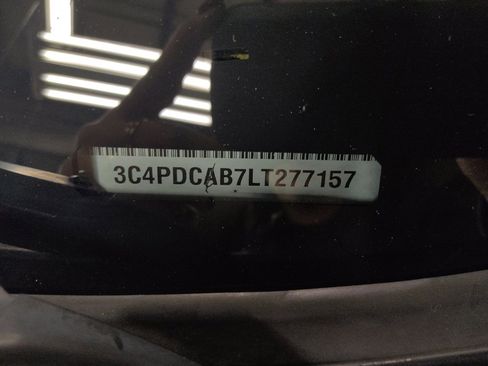 Used 2020 Dodge Journey SE w/ Blacktop Package image 33