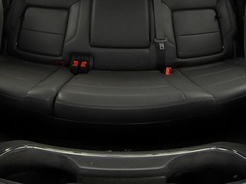 Used 2024 Chevrolet Silverado 1500 LT Trail Boss w/ Convenience Package II AWD/4WD image 13