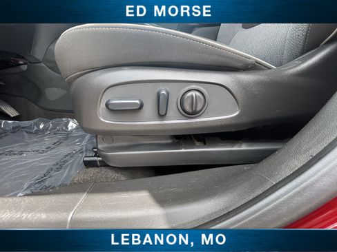 Used 2023 Chevrolet TrailBlazer LT FWD image 33