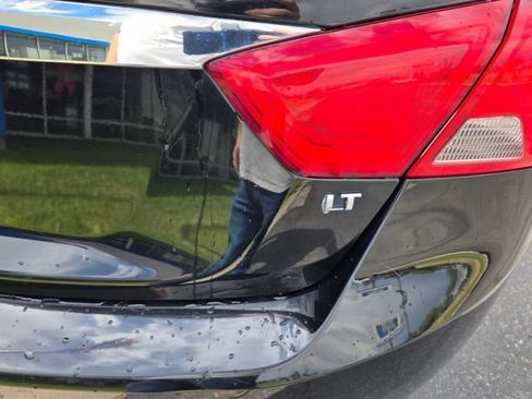 Used 2017 Chevrolet Impala LT FWD image 36