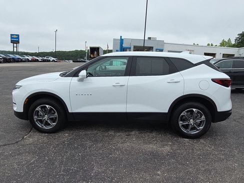 Used 2025 Chevrolet Blazer LT AWD/4WD image 5