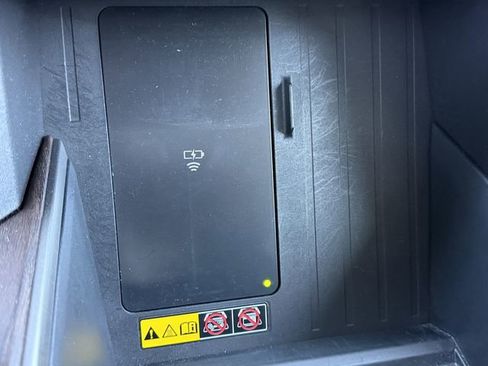 Used 2025 Toyota Tundra Limited image 22