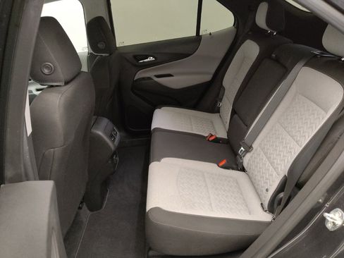 Used 2022 Chevrolet Equinox LS AWD/4WD image 18