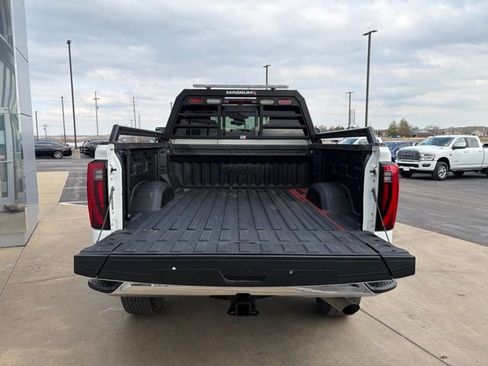 Used 2024 GMC Sierra 2500 SLT w/ Texas SLT Premium Package image 21