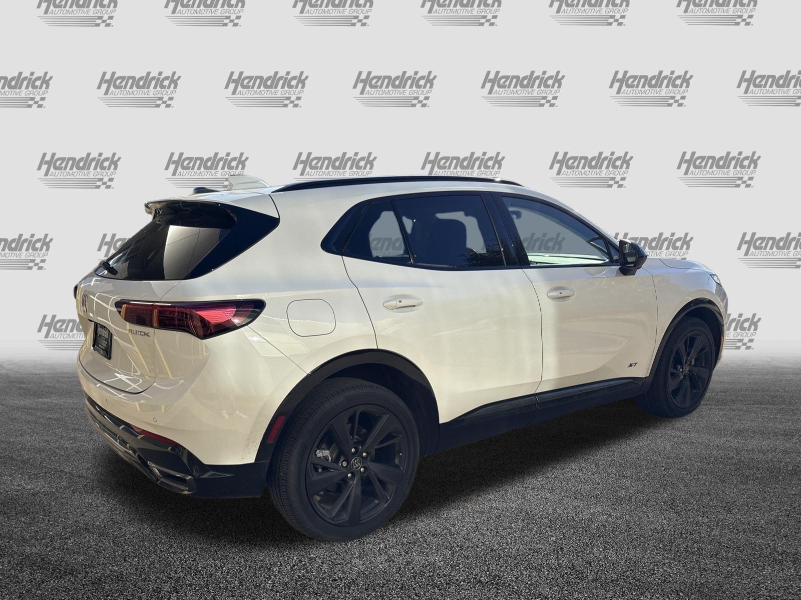Used 2025 Buick Envision Sport Touring AWD/4WD image 10