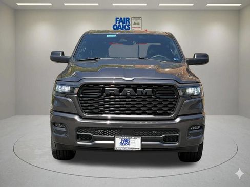 New 2026 RAM 1500 Express AWD/4WD image 3