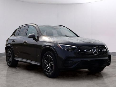 Certified 2026 Mercedes-Benz GLC 300 4MATIC image 3