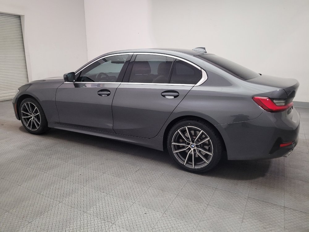 Used 2021 BMW 330i Sedan w/ Convenience Package RWD image 3
