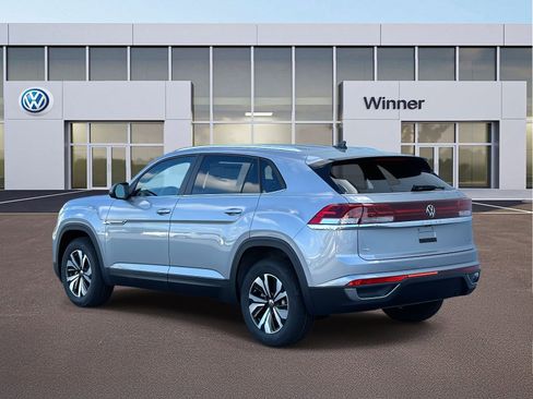 New 2026 Volkswagen Atlas Cross Sport SE image 3