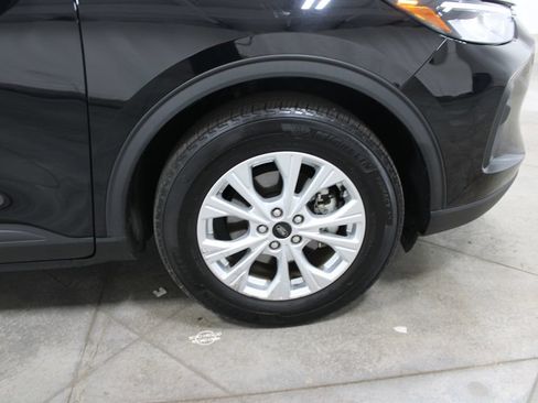 Used 2025 Ford Escape Active FWD image 36