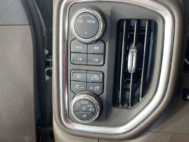 Used 2021 GMC Sierra 1500 Denali w/ Denali Ultimate Package AWD/4WD image 10