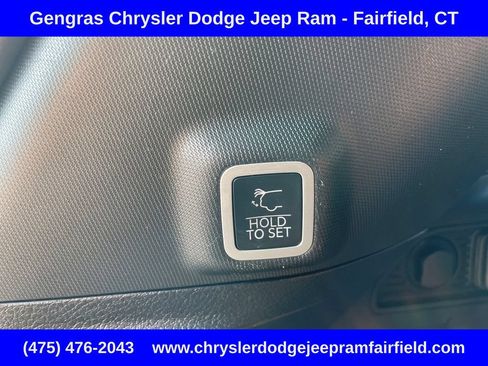 Certified 2023 Jeep Grand Cherokee Altitude AWD/4WD image 30